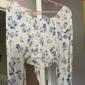 Variety of tops…in excellent condition!